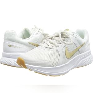 NIKE Run Swift 2 Road Running Sneakers, Size 9